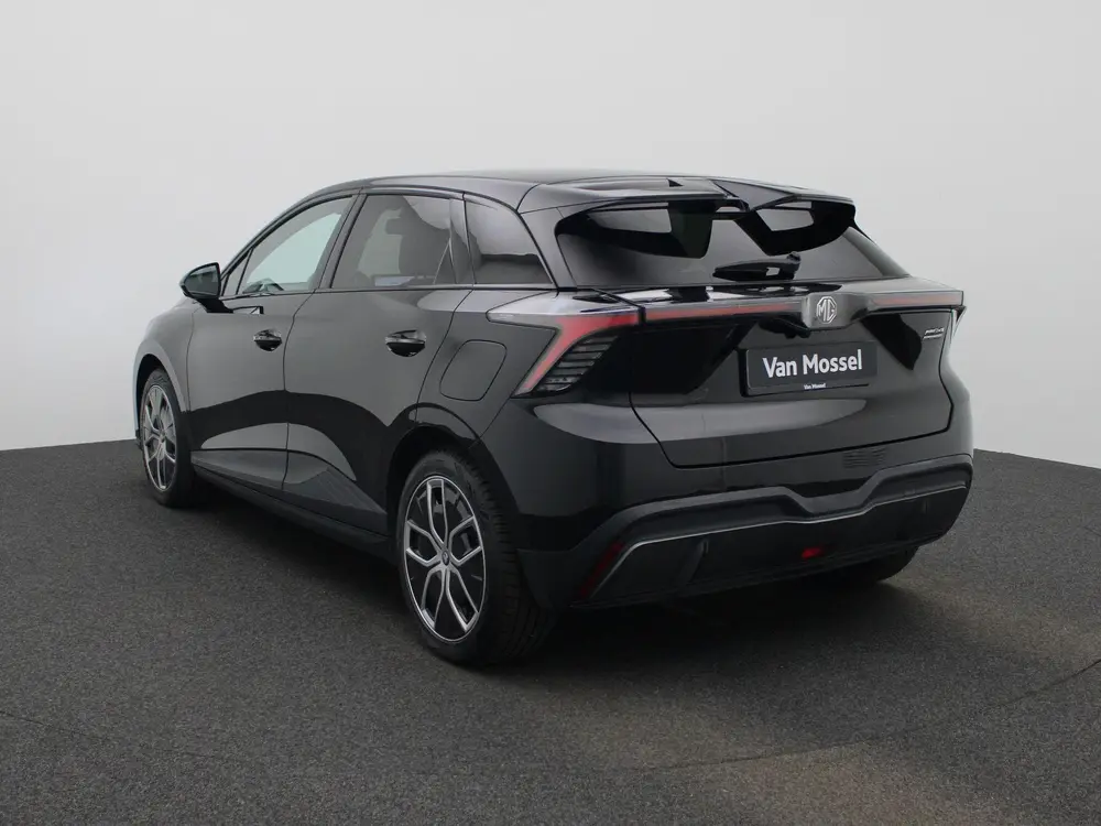 MG MG4 64 kWh Luxury uit 2023, foto 2