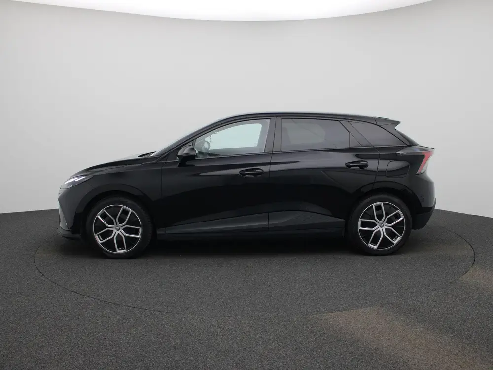 MG MG4 64 kWh Luxury uit 2023, foto 4