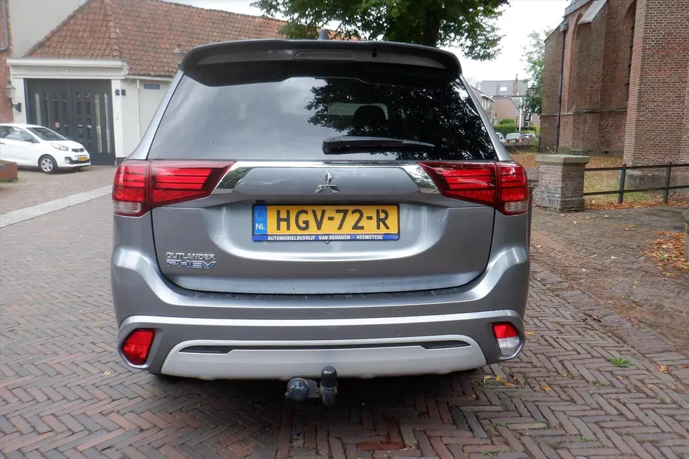 Mitsubishi Outlander 2.4 DOHC MIVEC PHEV 240pk 4WD Aut Inten uit 2019, foto 5