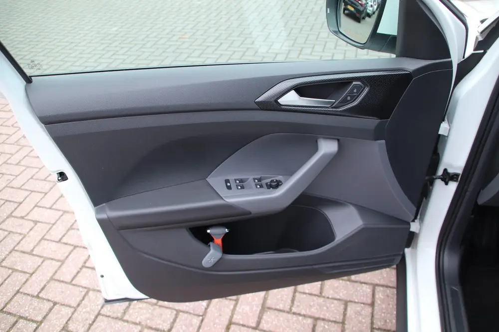 Volkswagen T-Cross 1.0 TSI 110pk NL Life Camera/Navi/ACC/Car uit 2021, foto 8