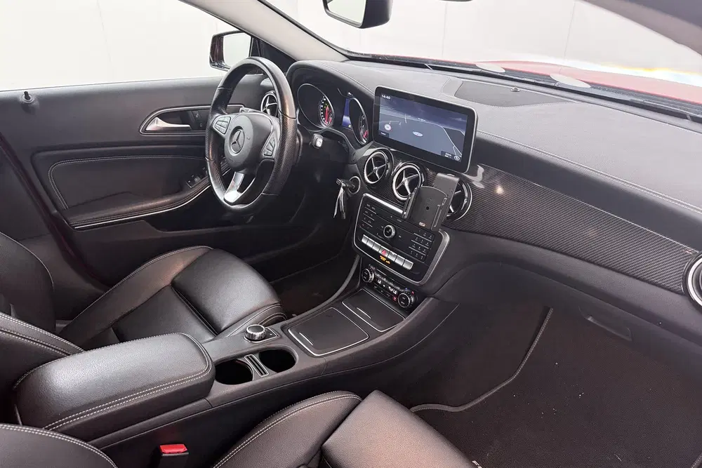 Mercedes-Benz GLA GLA 200 157 PK Aut. AMG Night Leder uit 2020, foto 14