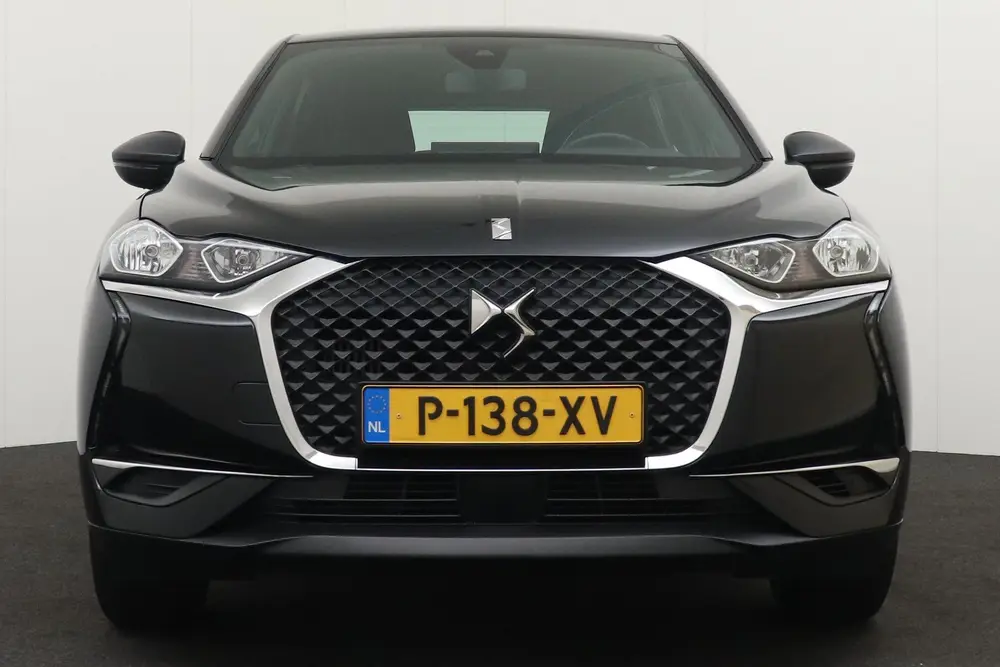 DS Automobiles 3 Crossback DS DS 3 Crossback 1.2T 101 PK Montmartre Trekhaak Carplay Cl uit 2022, foto 3