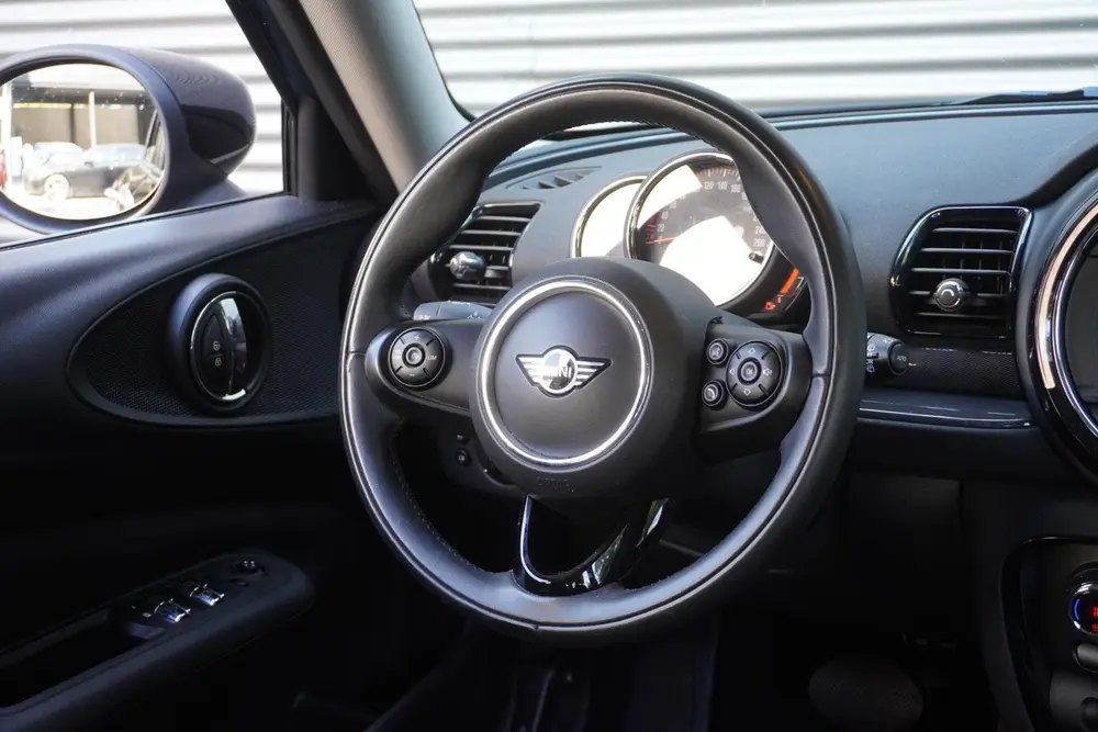 Mini Clubman One uit 2019, foto 12