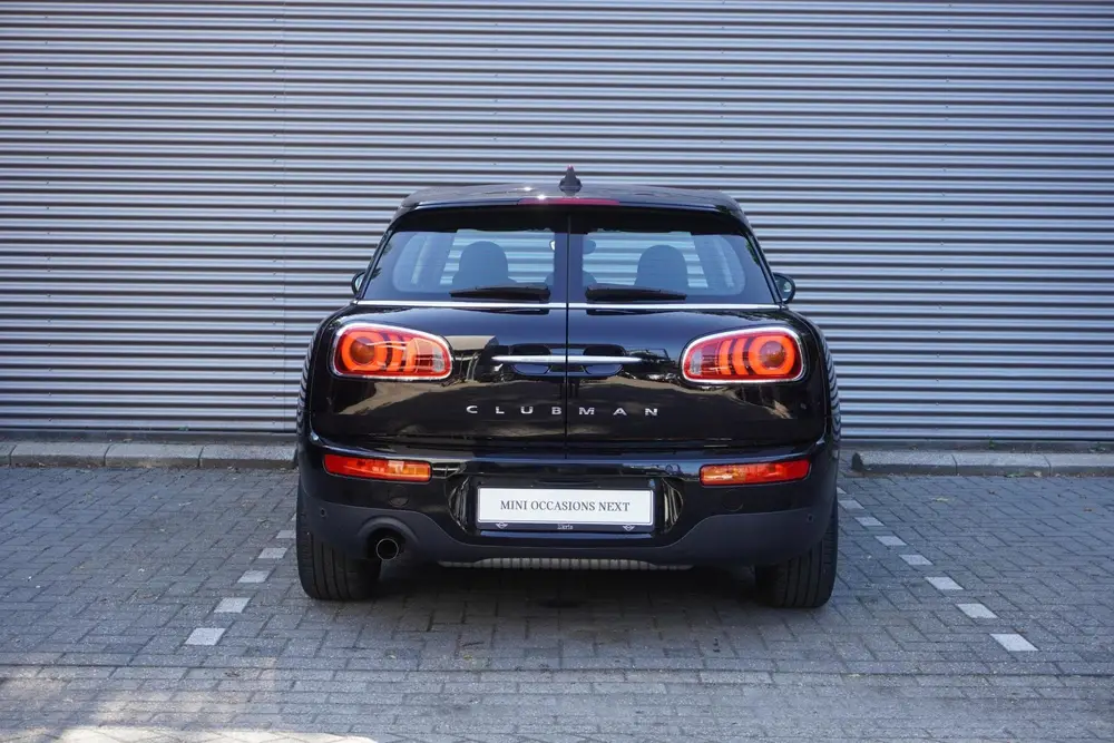 Mini Clubman One uit 2019, foto 4