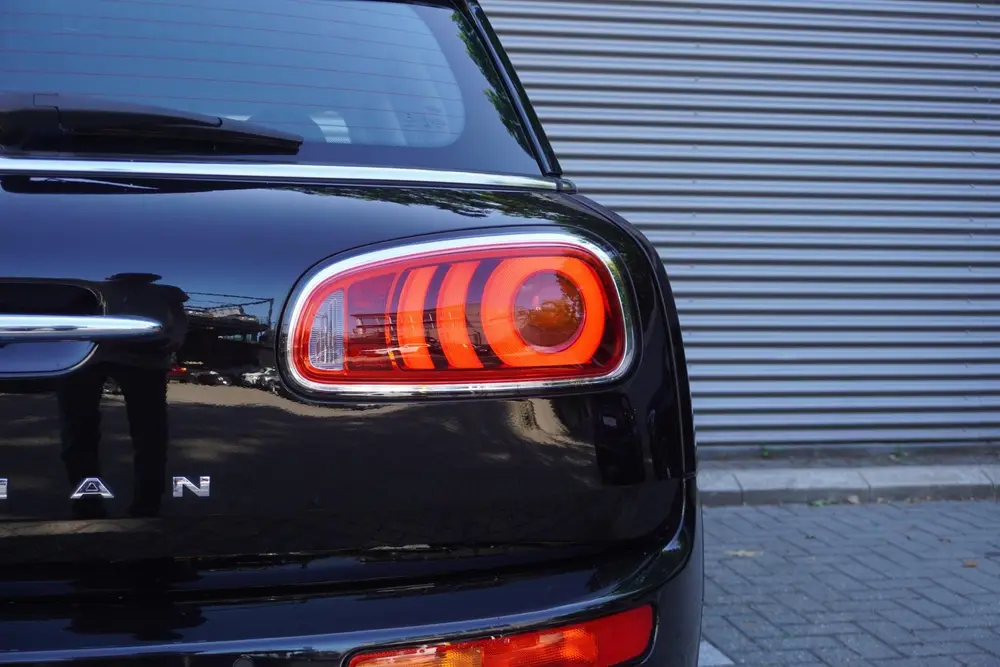 Mini Clubman One uit 2019, foto 8