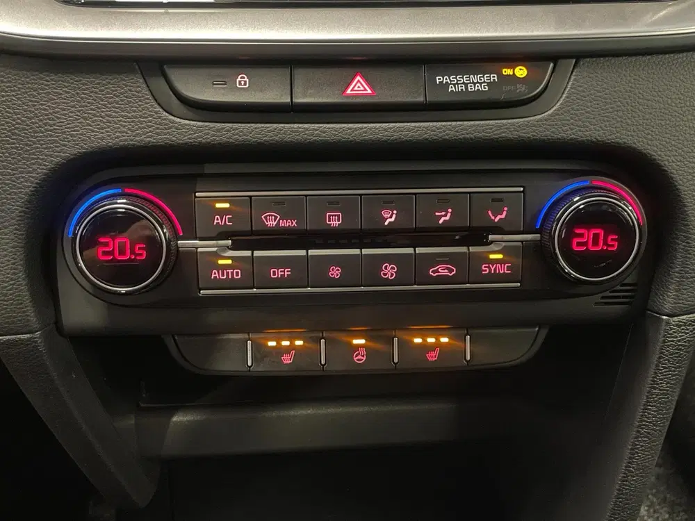 Kia Ceed 1.0 T-GDi DynamicLine uit 2023, foto 10