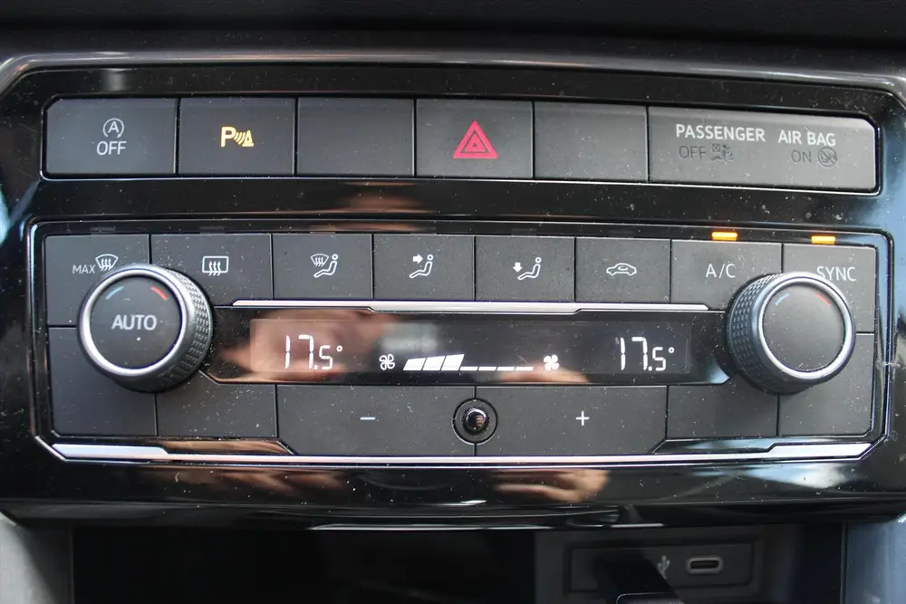VOLKSWAGEN T-Cross 1.0 TSI Aut. *Style* | Carplay | Adaptive uit 2021, foto 13