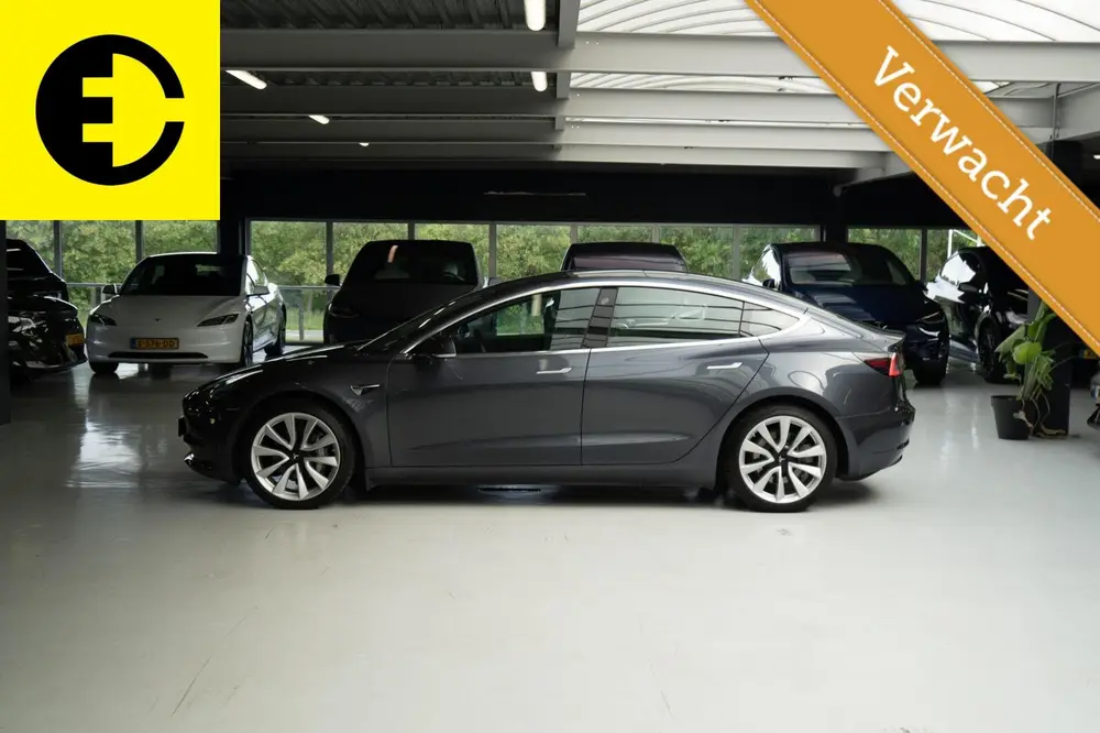 Tesla Model 3 Long Range AWD 75 kWh | FSD | Trekhaak | LMV uit 2019, foto 8