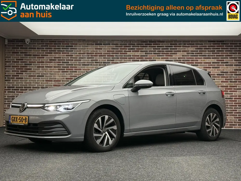 Volkswagen Golf 1.4 eHybrid Style | Wit interieur | ErgoActi uit 2020