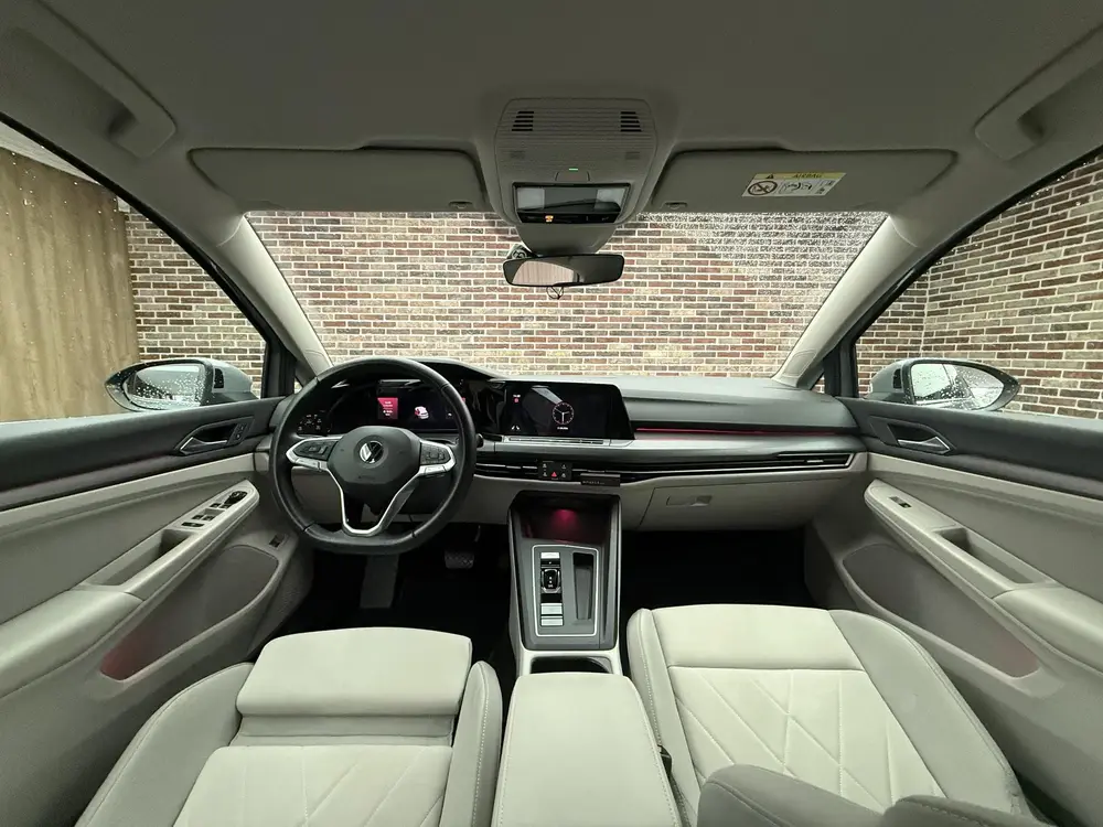 Volkswagen Golf 1.4 eHybrid Style | Wit interieur | ErgoActi uit 2020, foto 8