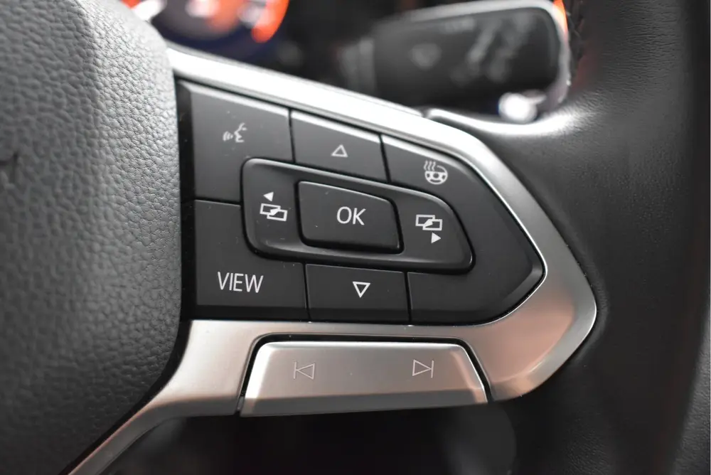 Volkswagen Golf 1.0 TSI Life Business Massage+Memory, Head-u uit 2022, foto 18
