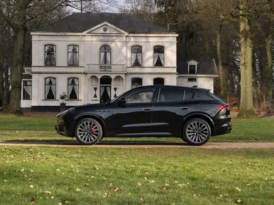 Maserati Grecale Modena 330pk | Luchtvering | Stoelventilati uit 2022