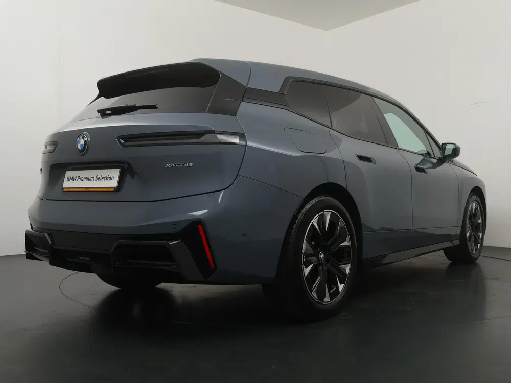 BMW iX xDrive45 101 kWh uit 2025, foto 10