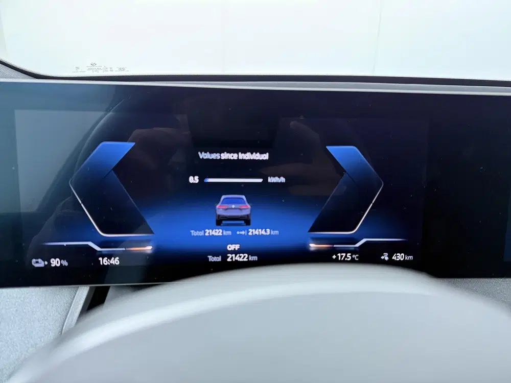BMW iX xDrive45 101 kWh uit 2025, foto 3