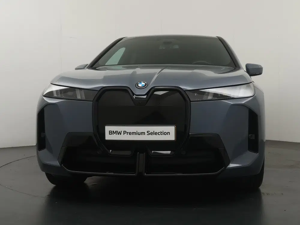 BMW iX xDrive45 101 kWh uit 2025, foto 7