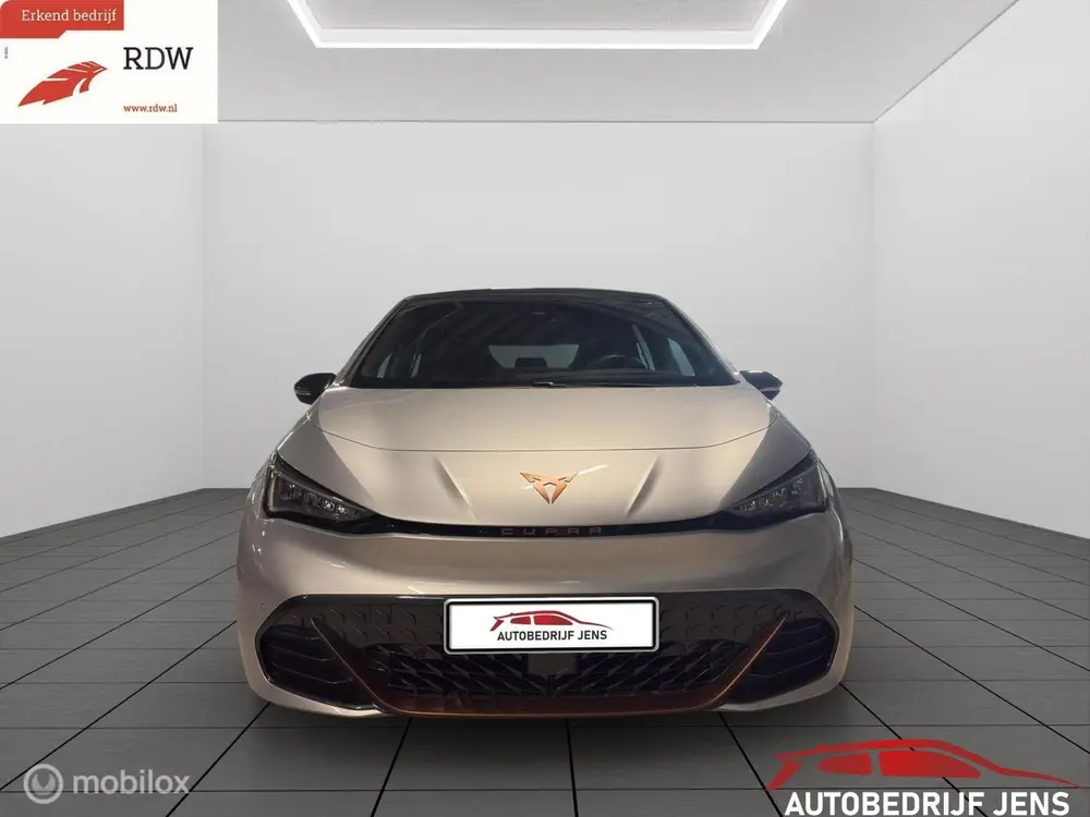 Cupra Born Adrenaline 62 kWh uit 2023, foto 2