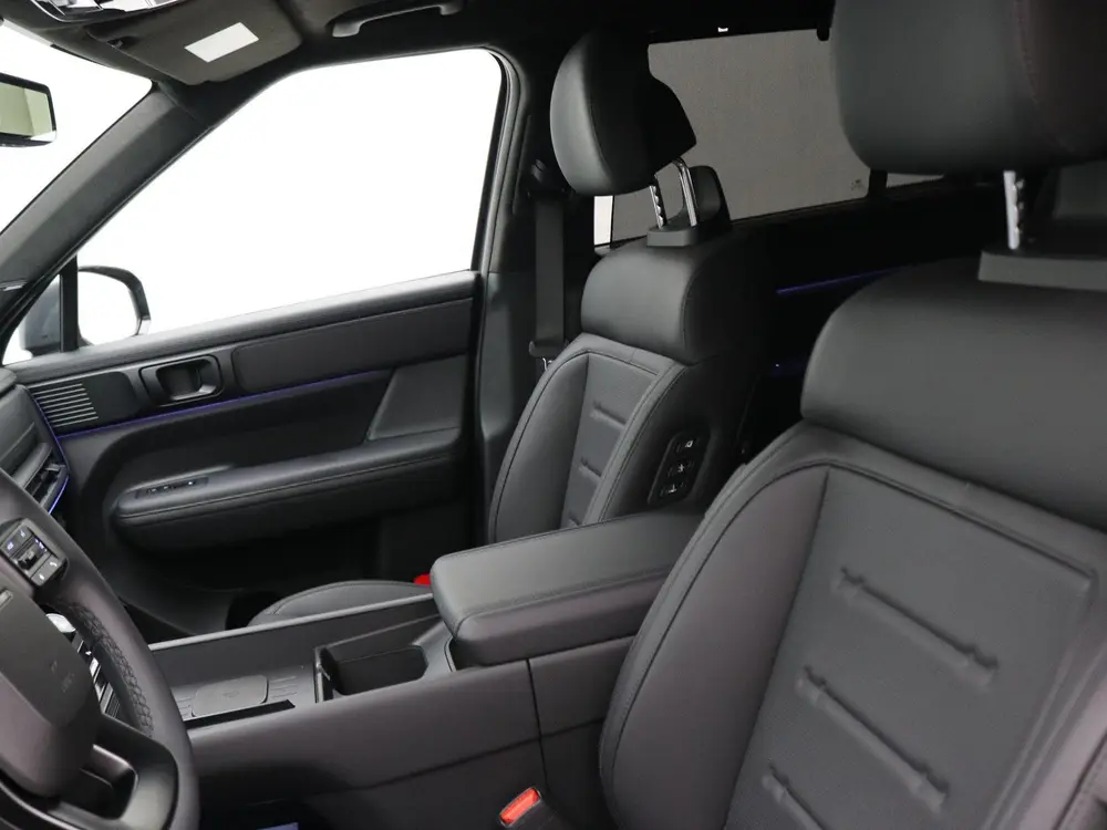 Hyundai SANTA FE 1.6 T-GDI PHEV Black Line 4WD 7-Persoons uit 2026, foto 4