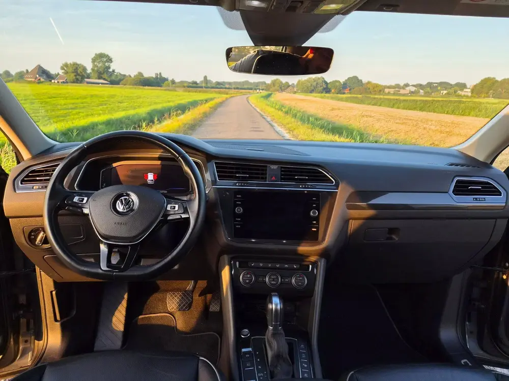 Volkswagen Tiguan Allspace VW Tiguan Allspace R-Line | Leder | Pano | 360° | 1.5 TSI uit 2019, foto 11