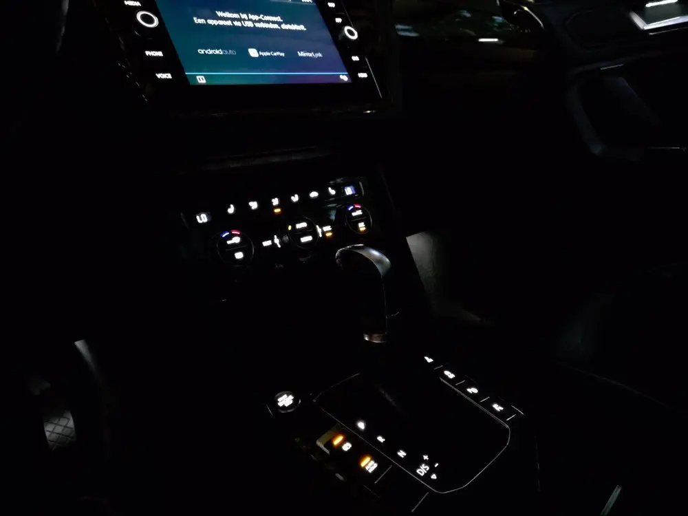 Volkswagen Tiguan Allspace VW Tiguan Allspace R-Line | Leder | Pano | 360° | 1.5 TSI uit 2019, foto 19