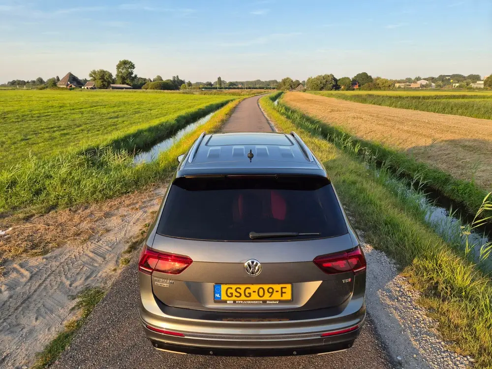 Volkswagen Tiguan Allspace VW Tiguan Allspace R-Line | Leder | Pano | 360° | 1.5 TSI uit 2019, foto 8