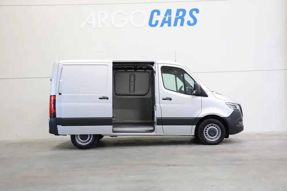 Mercedes-Benz Sprinter 314 CDI AUT FULL LED MBUX L1H1 CAMERA uit 2019, foto 3