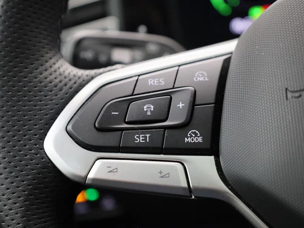 Volkswagen Tiguan 1.5 eHybrid R-Line 272 PK | Panoramadak | uit 2025, foto 19
