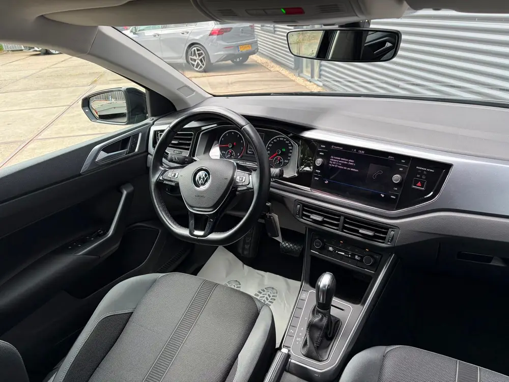 Volkswagen Polo 1.0 TSI Highline AUTOMAAT/ PDC/ CLIMA uit 2021, foto 8