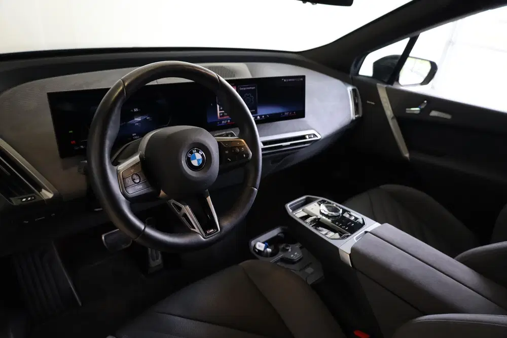 BMW iX xDrive45 uit 2025, foto 9