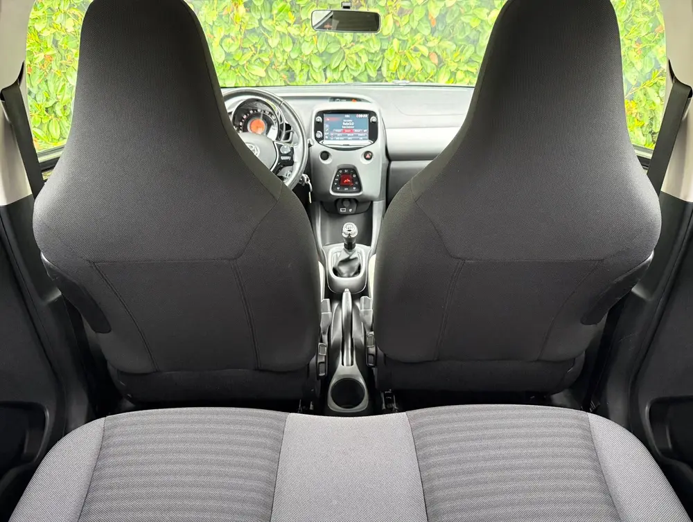 Toyota Aygo 1.0 VVT-i x-joy |NWE APK|CARPLAY|CAMERA|AIRCO|NA uit 2019, foto 13