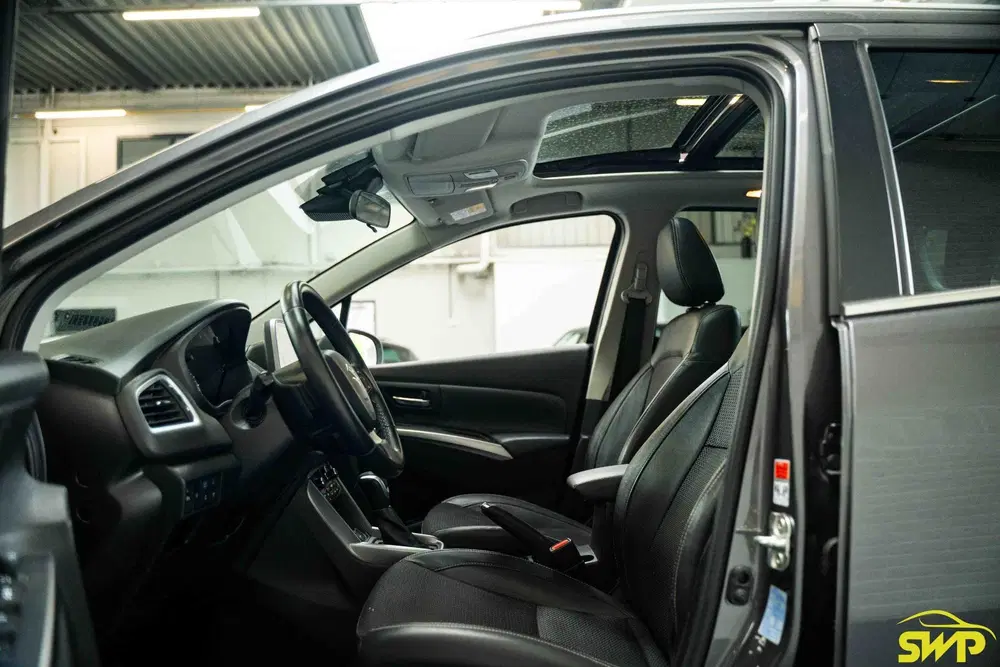 Suzuki S-Cross 1.5 Hybrid Style uit 2023, foto 2