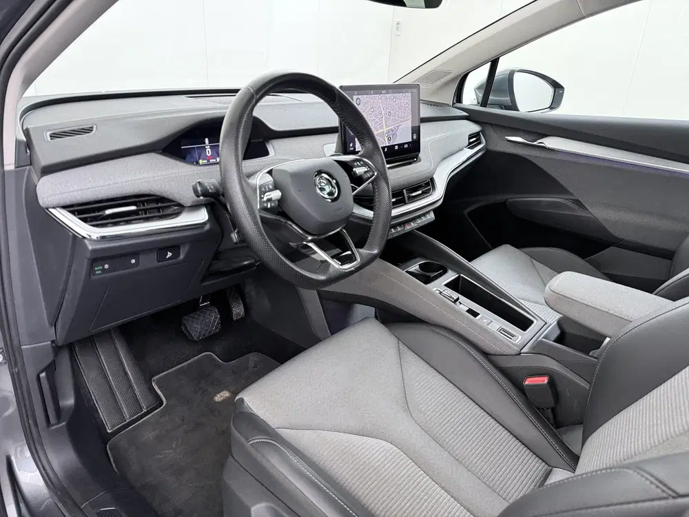 Skoda Enyaq PanoDak Trekhaak Navi Camera Apple Carplay uit 2023, foto 13