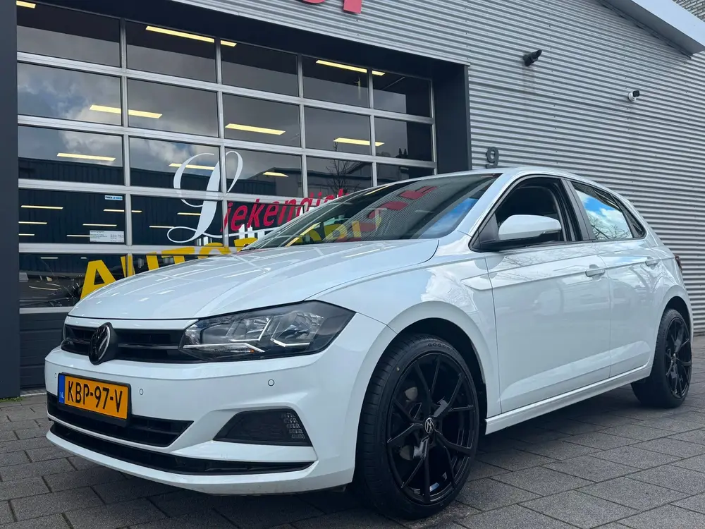 Volkswagen Polo 1.0 Trendline - Navigatie I Airco I PDC I LE uit 2021