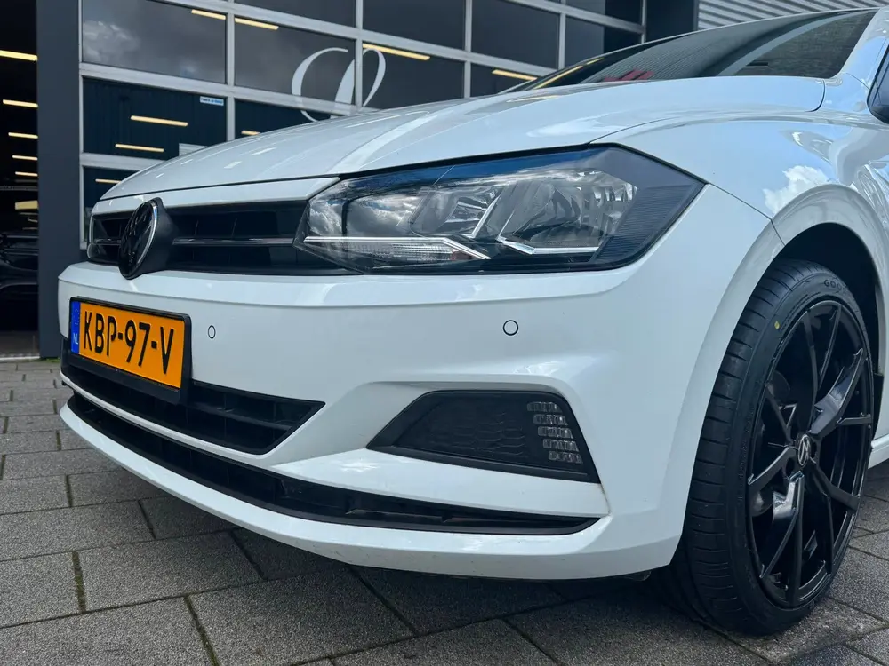 Volkswagen Polo 1.0 Trendline - Navigatie I Airco I PDC I LE uit 2021, foto 12