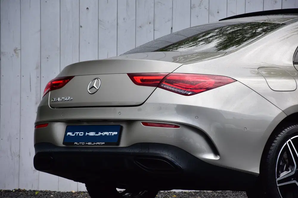 Mercedes-Benz CLA 250 e Business Solution AMG Limited uit 2020, foto 11