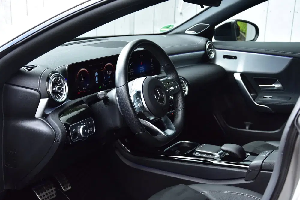 Mercedes-Benz CLA 250 e Business Solution AMG Limited uit 2020, foto 3