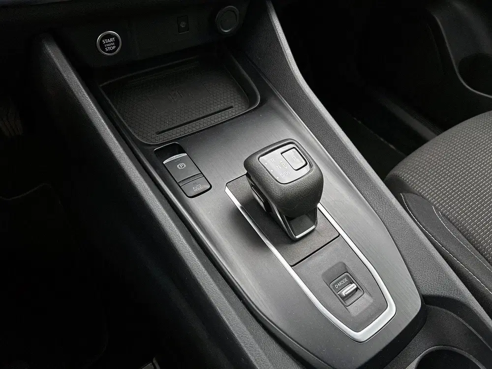 Nissan Qashqai 1.3 MHEV Xtronic Acenta CAMERA uit 2023, foto 12