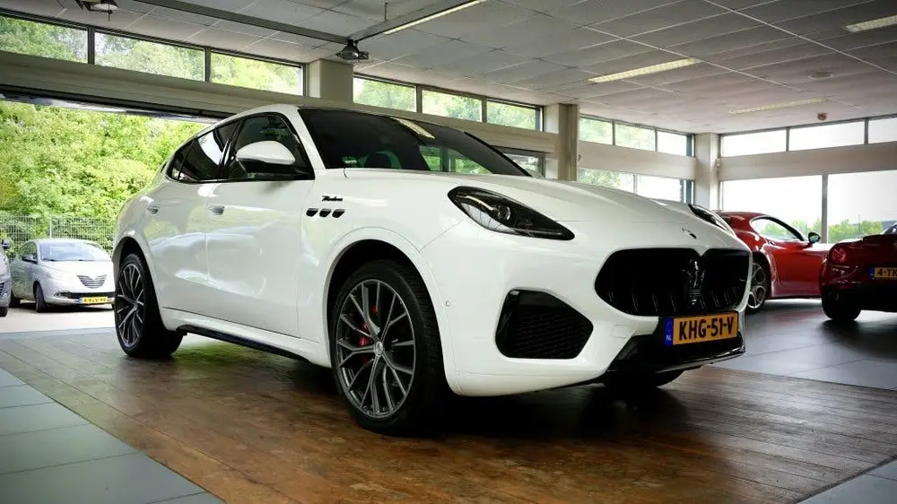 Maserati Grecale 2.0 MHEV Modena | 21 inch | 330 PK | | Perf uit 2023