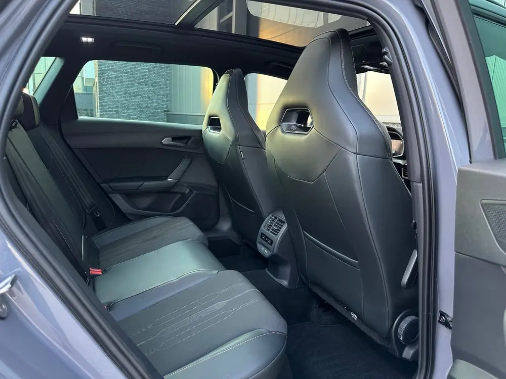 Cupra Leon Sportstourer 1.4 E-Hybrid VZ|PANO|ACC|CAMERA uit 2020, foto 20