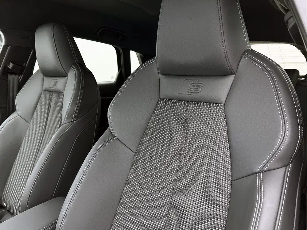 Audi A3 30 TFSI S edition 116 PK uit 2026, foto 12
