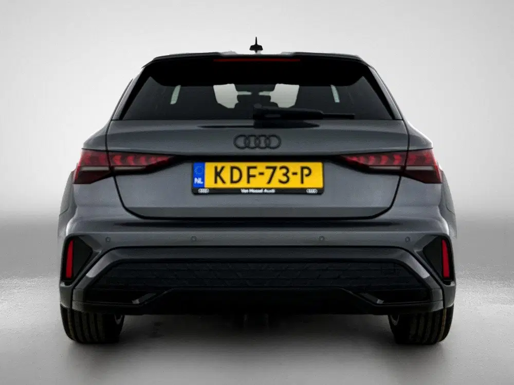 Audi A3 30 TFSI S edition 116 PK uit 2026, foto 4