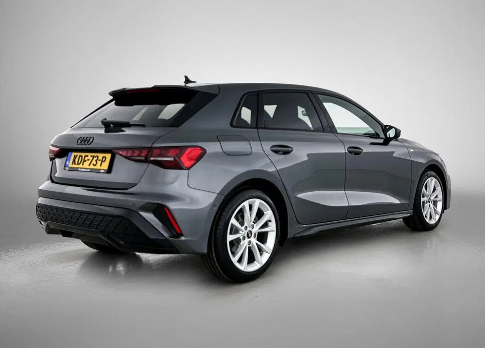 Audi A3 30 TFSI S edition 116 PK uit 2026, foto 5