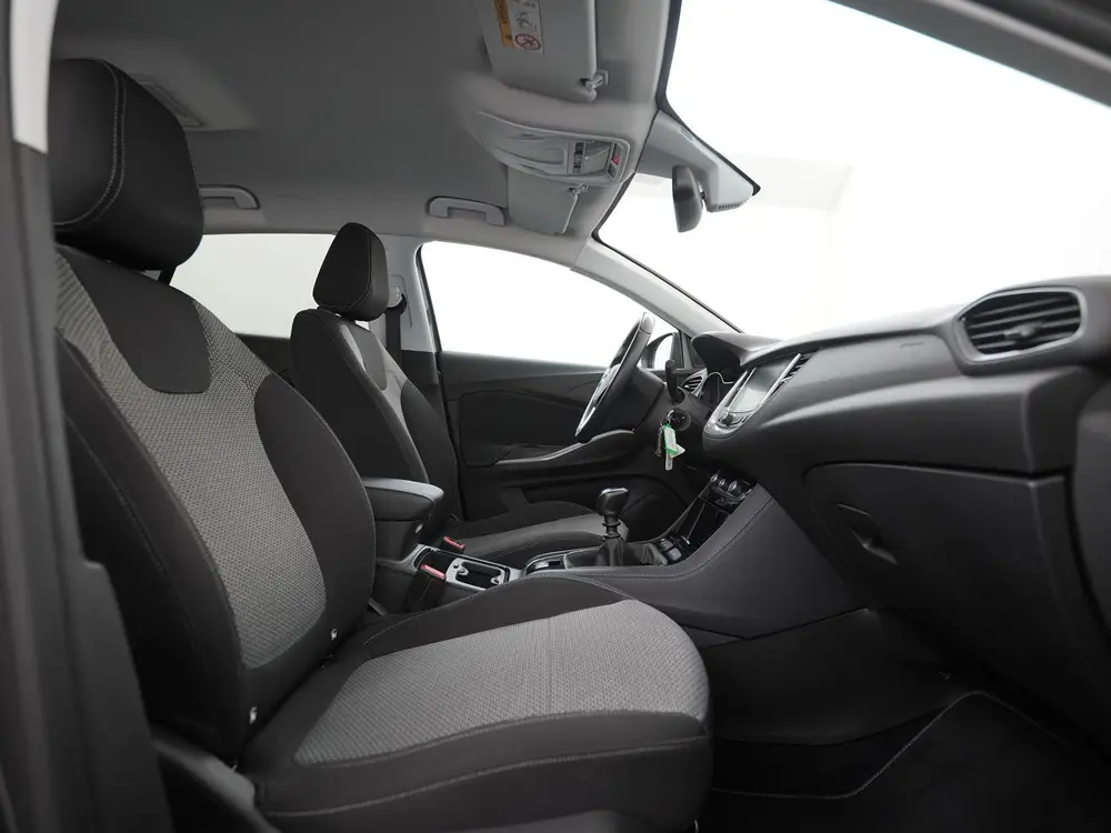 Opel Grandland X 1.2 Turbo Business + | Trekhaak | Navigatie uit 2019, foto 3