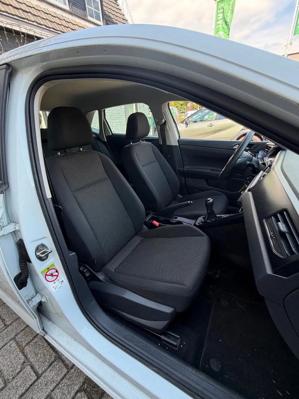 Volkswagen Polo 1.0 MPI Comfortline uit 2020, foto 10