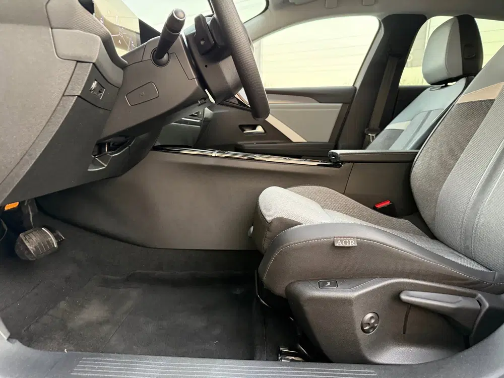 Opel Astra 1.2 GS-line Leder uit 2023, foto 10
