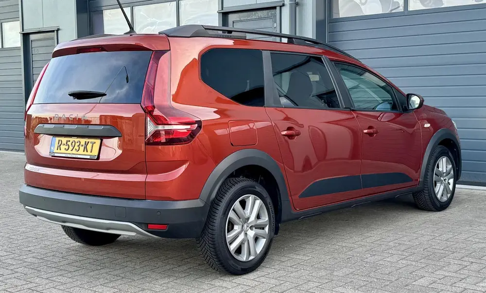 Dacia Jogger 1.0 TCe Bi-Fuel 101pk Comfort uit 2022, foto 10