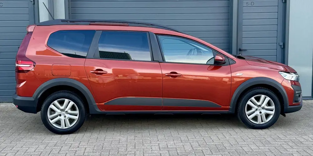 Dacia Jogger 1.0 TCe Bi-Fuel 101pk Comfort uit 2022, foto 11