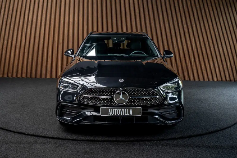 Mercedes-Benz C-Klasse 180 AMG Pano Leder Matrix LED uit 2024, foto 5