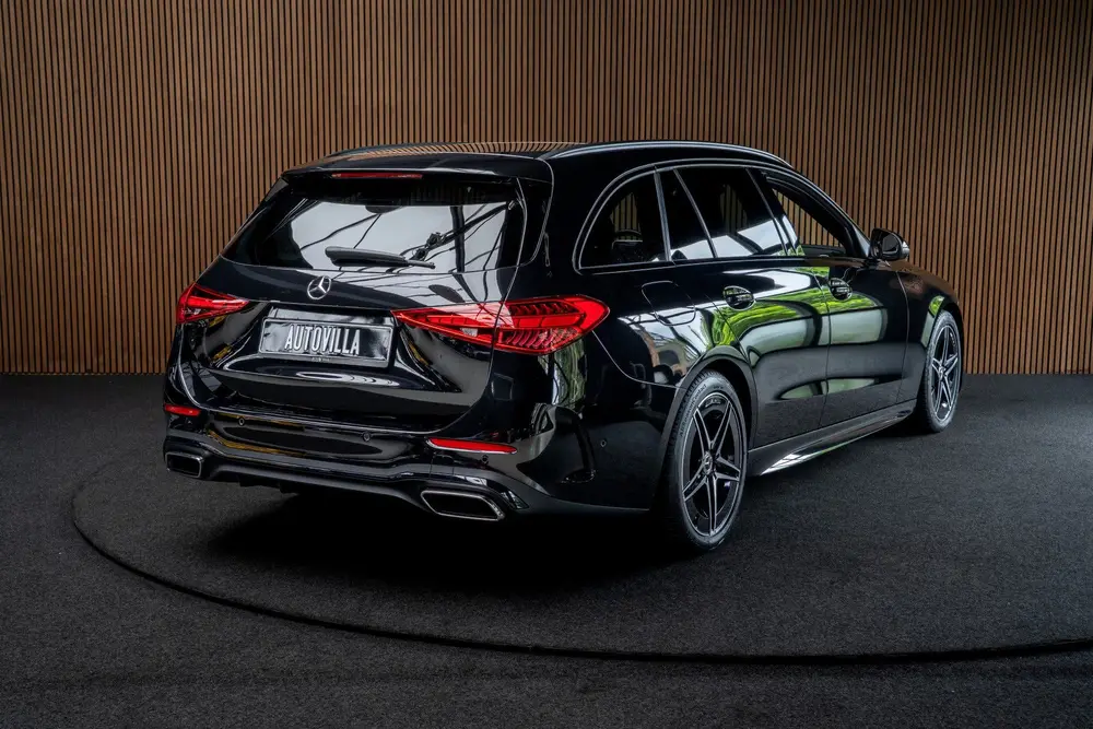 Mercedes-Benz C-Klasse 180 AMG Pano Leder Matrix LED uit 2024, foto 6