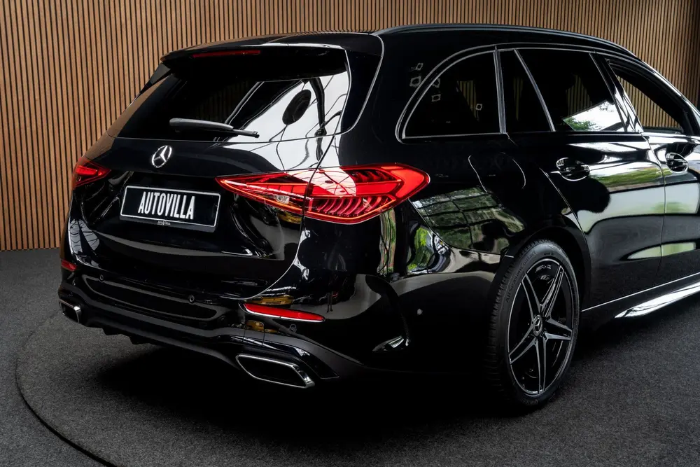 Mercedes-Benz C-Klasse 180 AMG Pano Leder Matrix LED uit 2024, foto 9