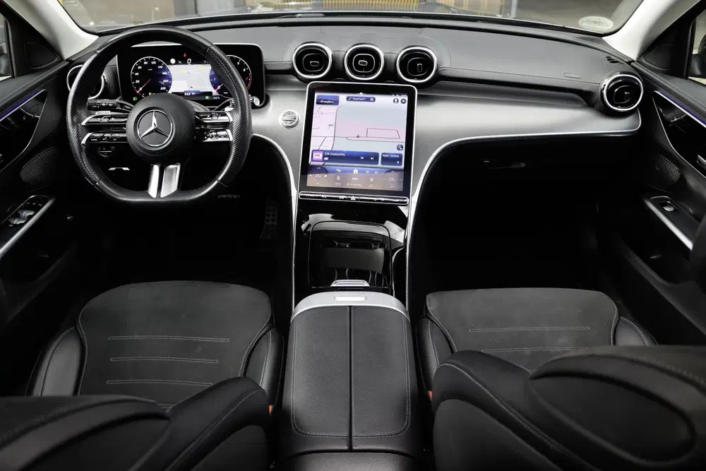 Mercedes-Benz C-Klasse 180 AMG Line Mild Hybrid Pano Wegkl.T uit 2022, foto 4
